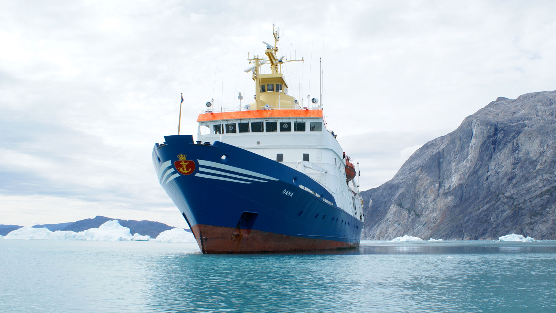 The research vessel Dana in Greenland