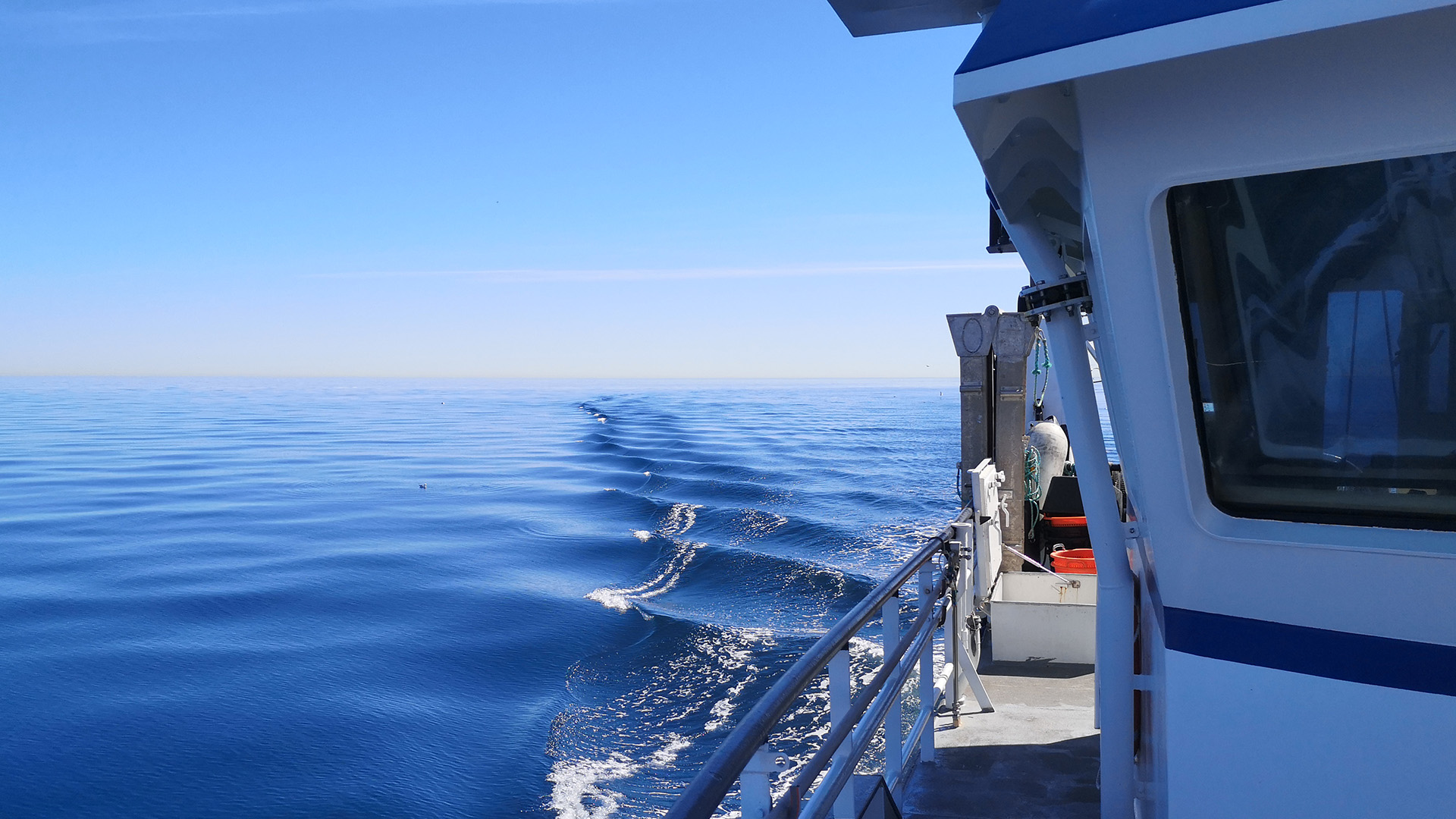 The research vessel Havfisken at sea